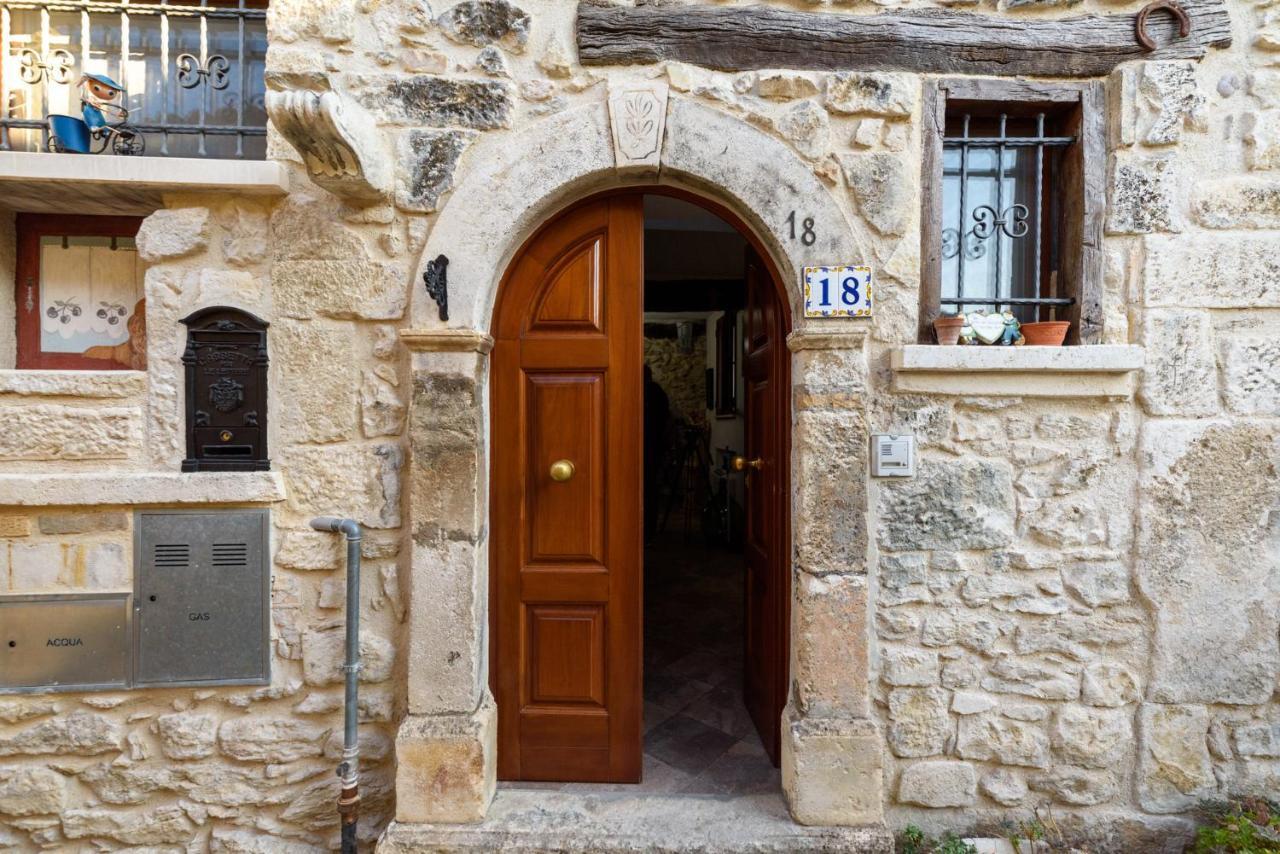 La Maison De Martine Bolognano Exterior photo